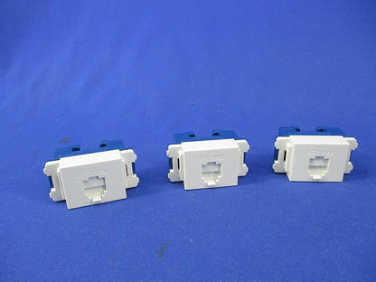 埋込テレホンモジュラジャック(6極2心)(3個入) WNT15629