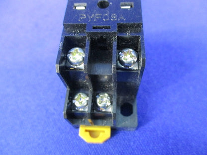 共用ソケット(3個入) PYF08A