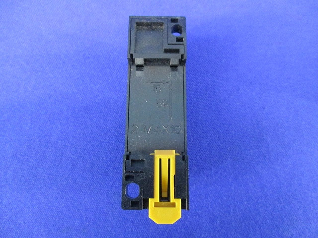 共用ソケット(3個入) PYF08A