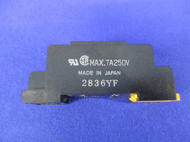 共用ソケット(3個入) PYF08A