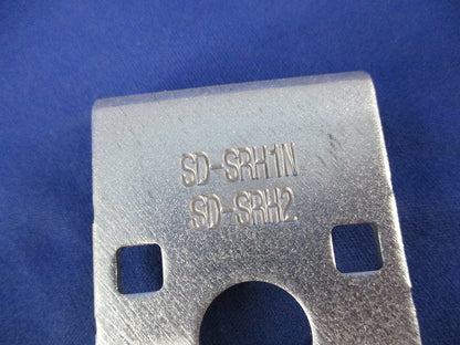 ケーブルラック 吊り金具(20個入) SD-SRH1BN