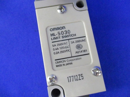 小形リミットスイッチ5A250VAC HL-5030