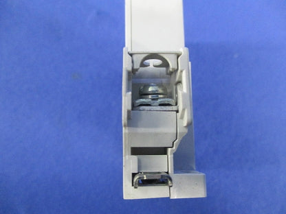 サーキットプロテクタ1P5A CP30-BA