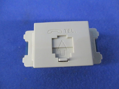 埋込テレホンモジュラジャック(6極6心)(4個入) WNT15669