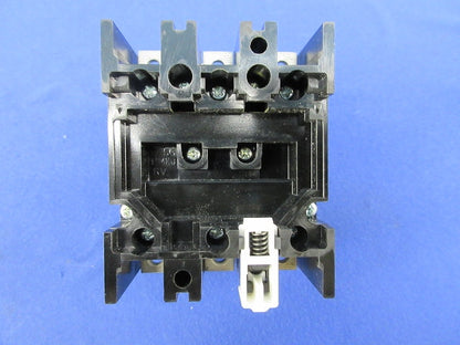 ノーヒューズブレーカ3P3E15A NF30-FA