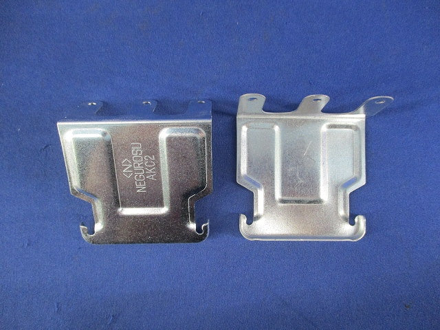 二重天井用金具(79個入) AKC2