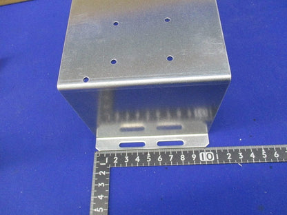 盤用パーツ ブレーカ取付台(9個入) BP32-2520