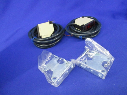 AC/DC電源フリータイプ 光電センサ2m E3JK-5M1-N