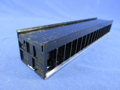 端子台(18P) TSG-40