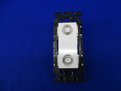 壁面TV端子 WTA77V2
