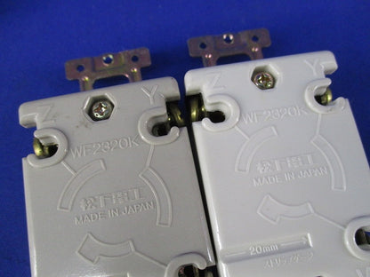 引掛埋込コンセント(5個入) WF2320K