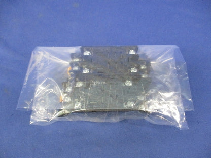 リレー用共用ソケット(2個入) PTF08A
