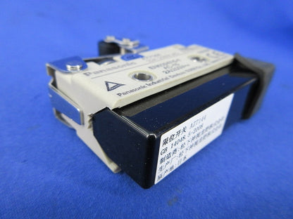 MLミニリミットスイッチ AZ7144