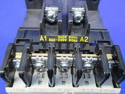 電磁接触器200V SC-5-1