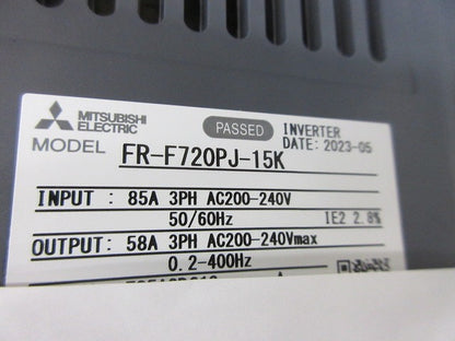 汎用インバータ(三相200〜240V) FR-F720PJ-15K
