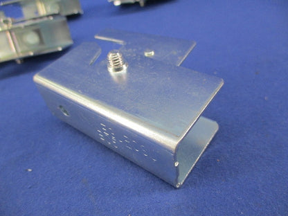 吊りボルト支持金具(8個入) BC5MT-W3