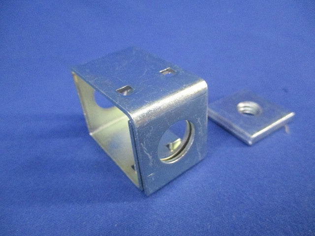二重天井用金具 吊りボルト用電線管支持金具(8個入) TPH3P-W3
