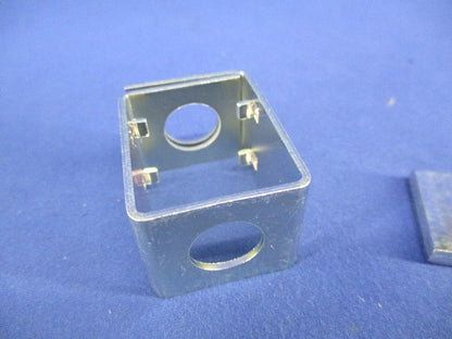 二重天井用金具 吊りボルト用電線管支持金具(8個入) TPH3P-W3