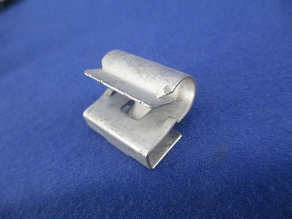 丸鋼・全ネジ用ボックス支持金具(60個入) MSRB6