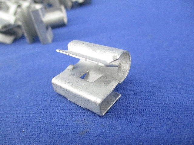 丸鋼・全ネジ用ボックス支持金具(60個入) MSRB6