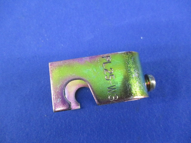 吊りボルト・丸鋼用電線管支持金具(16個入) PL25-W3