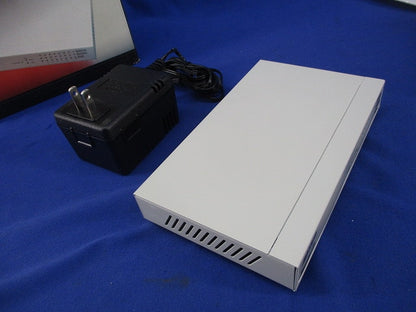 SmartHub デュアルスピード 8ポートスイッチングハブ LGH10/100-8L