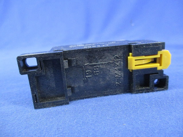 リレー用共用ソケット(3個入) PTF08A