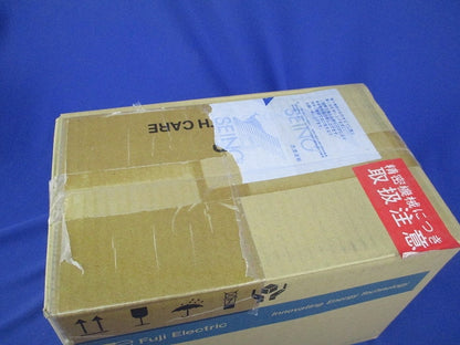 インバータ FRN3.7S1S-2J