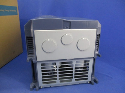 インバータ FRN7.5F1S-4J