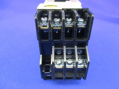 電磁開閉器 SC-03+TR13N