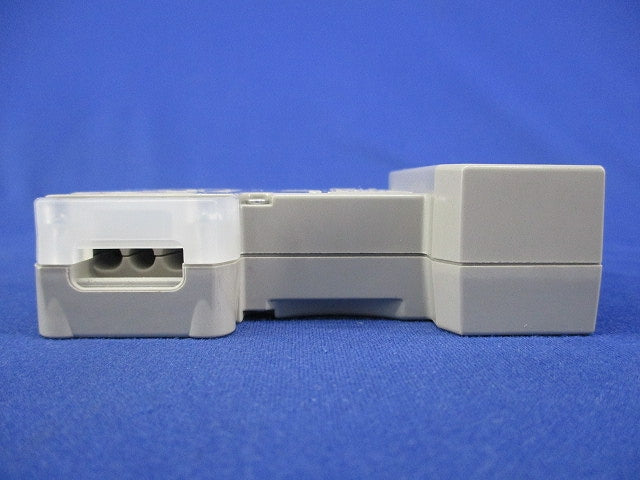 アース付抜け止めダブルコンセント DC8042E