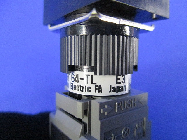照光押しボタンスイッチ(黄) AH164-TL