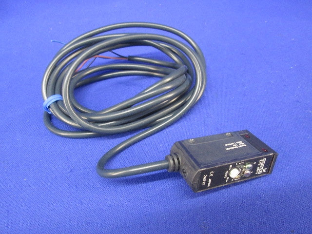 中型アンプ内蔵光電センサ(コード1.5m) E3S-AR11