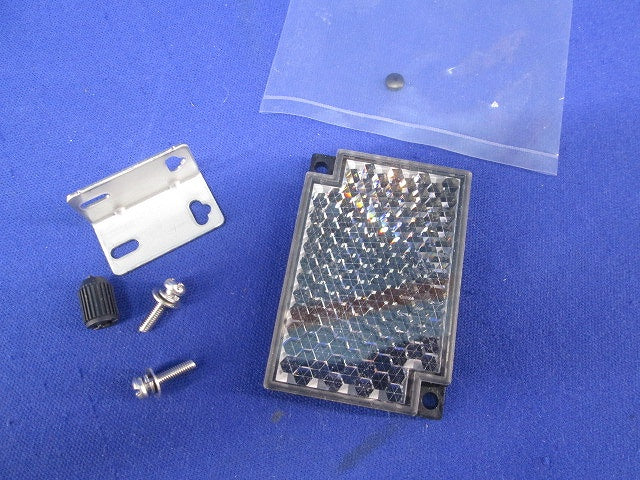 中型アンプ内蔵光電センサ(コード1.5m) E3S-AR11