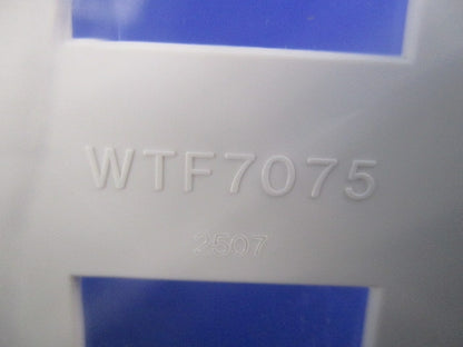 コンセントプレート5コ用(5枚入)(ホワイト)新品未開封 Panasonic WTF7075