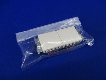 表紙灯無しスイッチ3路(ピュアホワイト)15A/300V WJ-3