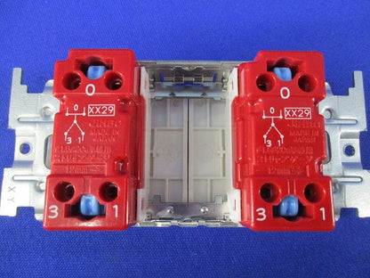 表紙灯無しスイッチ3路(ピュアホワイト)15A/300V WJ-3