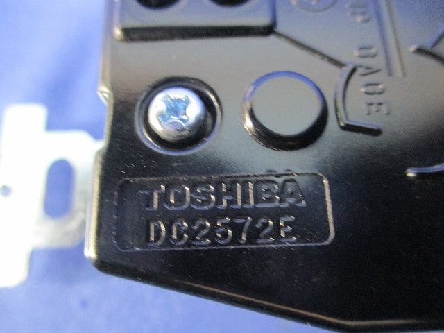 引掛形埋込コンセント(2個入) DC2572E