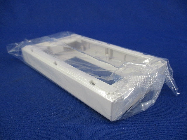 腰高コンセントプレート(3コ用)(10枚入)(ホワイト) WTF8053W