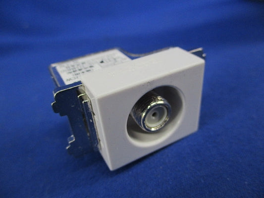 埋込高シールドテレビコンセント WCS4812CW