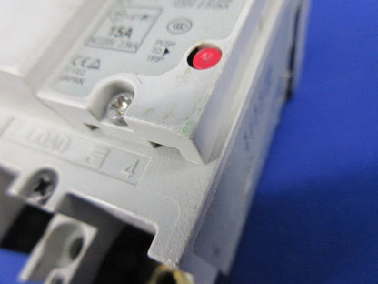 オートブレーカ2P15A(ジャンク品) BW32AAG-2P015
