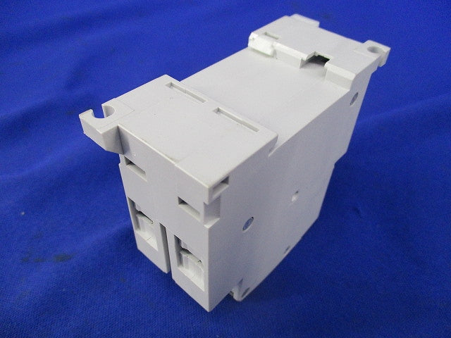 サーキットプロテクタ2P5A CP30FM-2P005