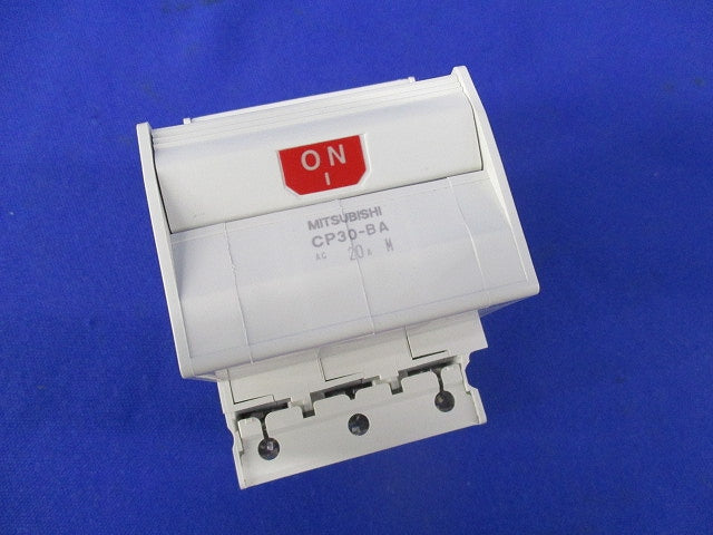 サーキットプロテクタ 3P20A CP30-BA