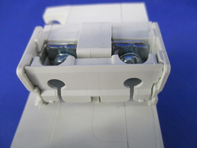 サーキットプロテクタ 3P20A CP30-BA