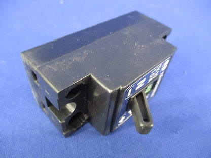 太陽光発電用開閉器10A300V(4個入) TK10