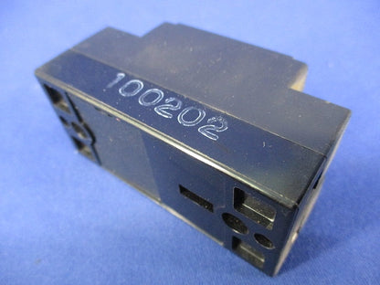 太陽光発電用開閉器10A300V(4個入) TK10