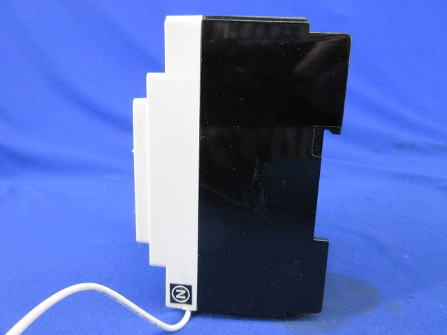 配線用遮断器3P2E30A(単3中性線欠相保護付)ビスなめり有 DNB532RPL
