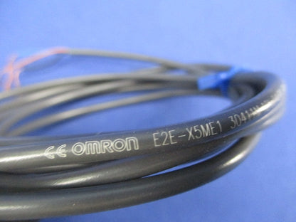 近接センサ E2E-X5ME1