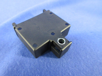 ねじ止め用多連式絶縁キャップ(16個入) OA-QTM34