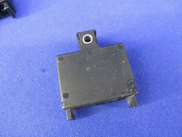 ねじ止め用多連式絶縁キャップ(12個入) OA-QTM34